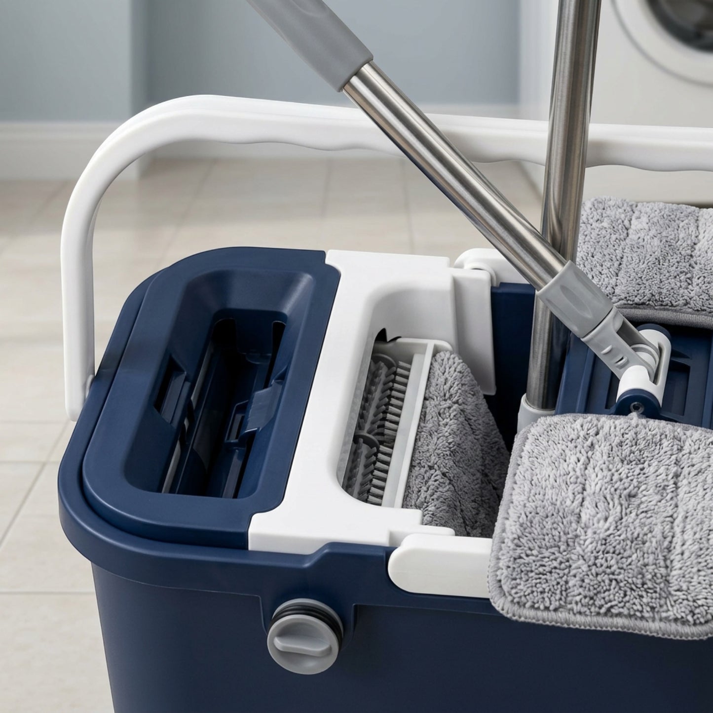 Zovn Twinwell Self-Wringing Flat Mop Bucket Set Navy White - Detail view